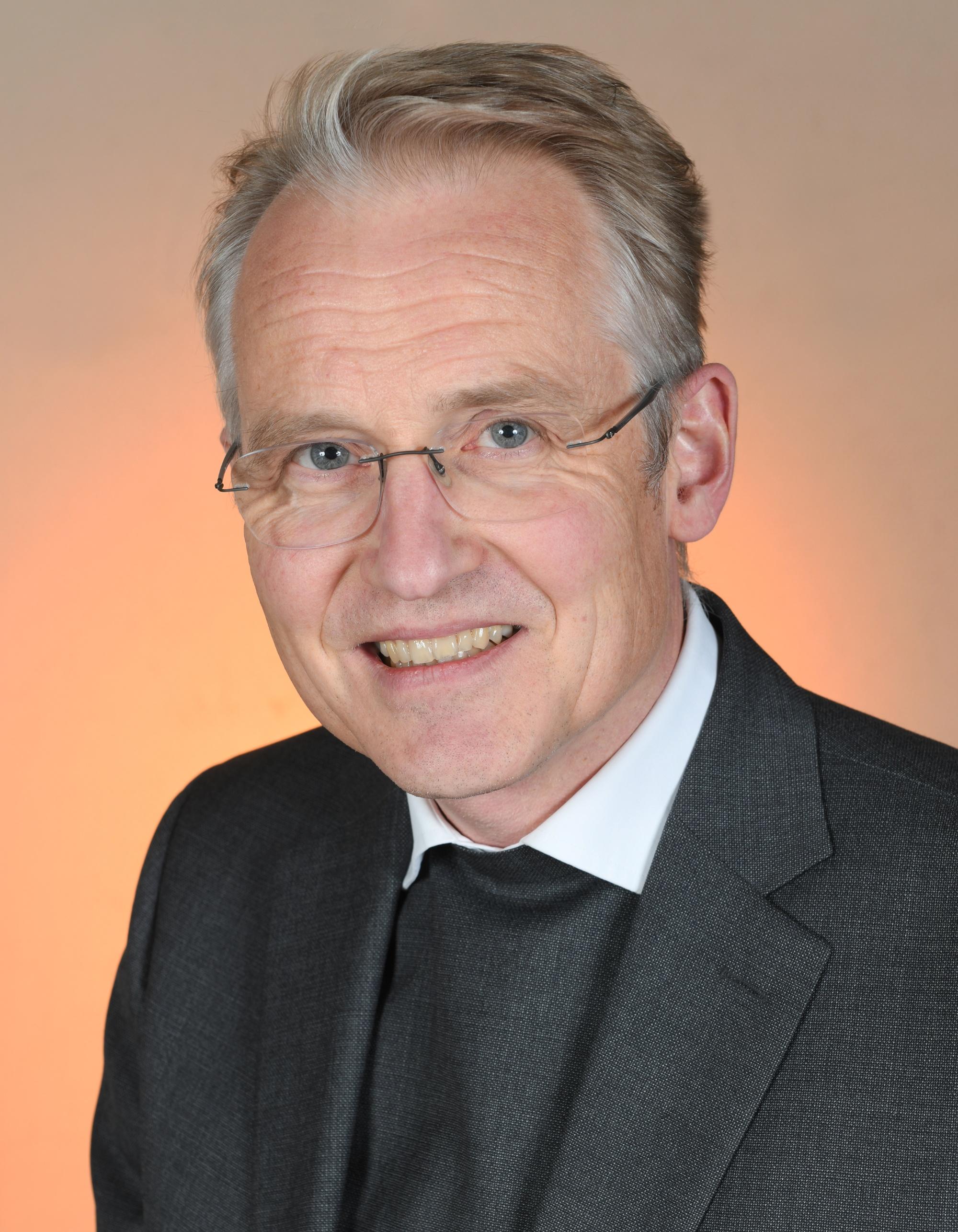 Pfarrer Dr. Heribert Lennartz