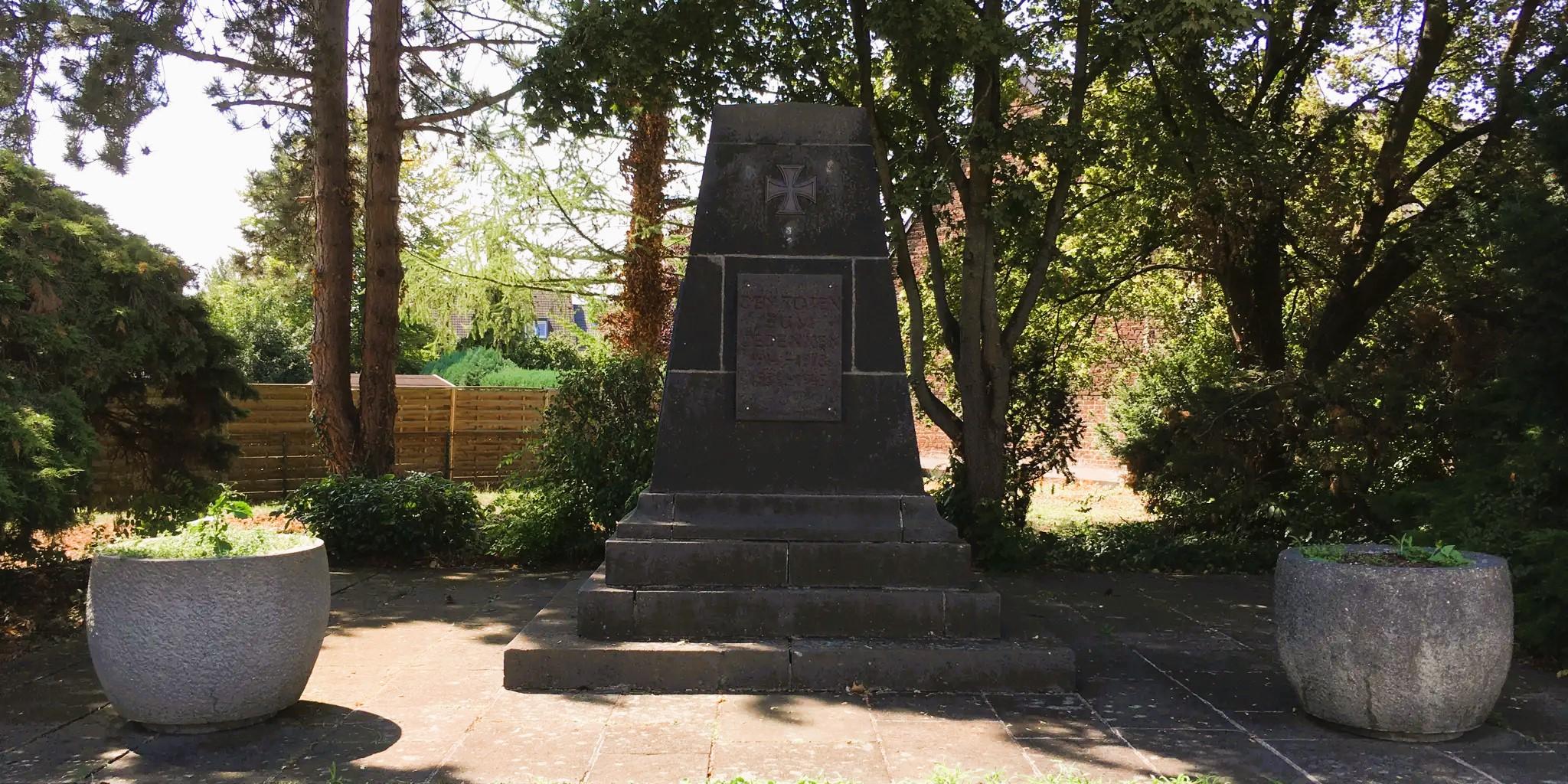 Ehrenmal in Rheinfeld