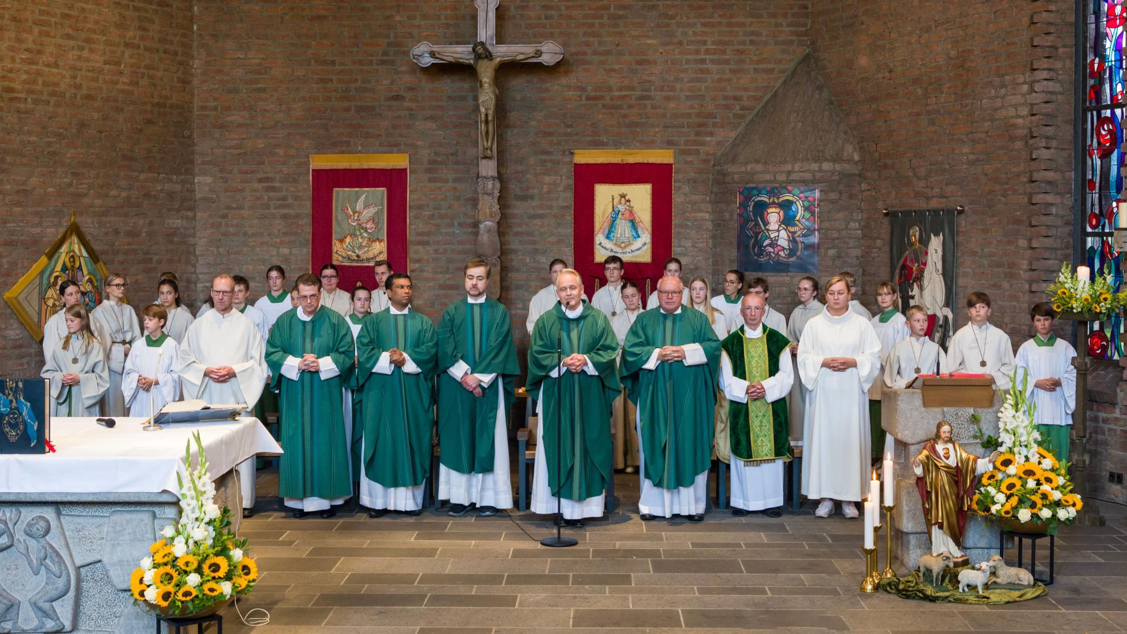 Amtseinführung von Pfr. Dr. Heribert Lennartz in St. Michael Dormagen
