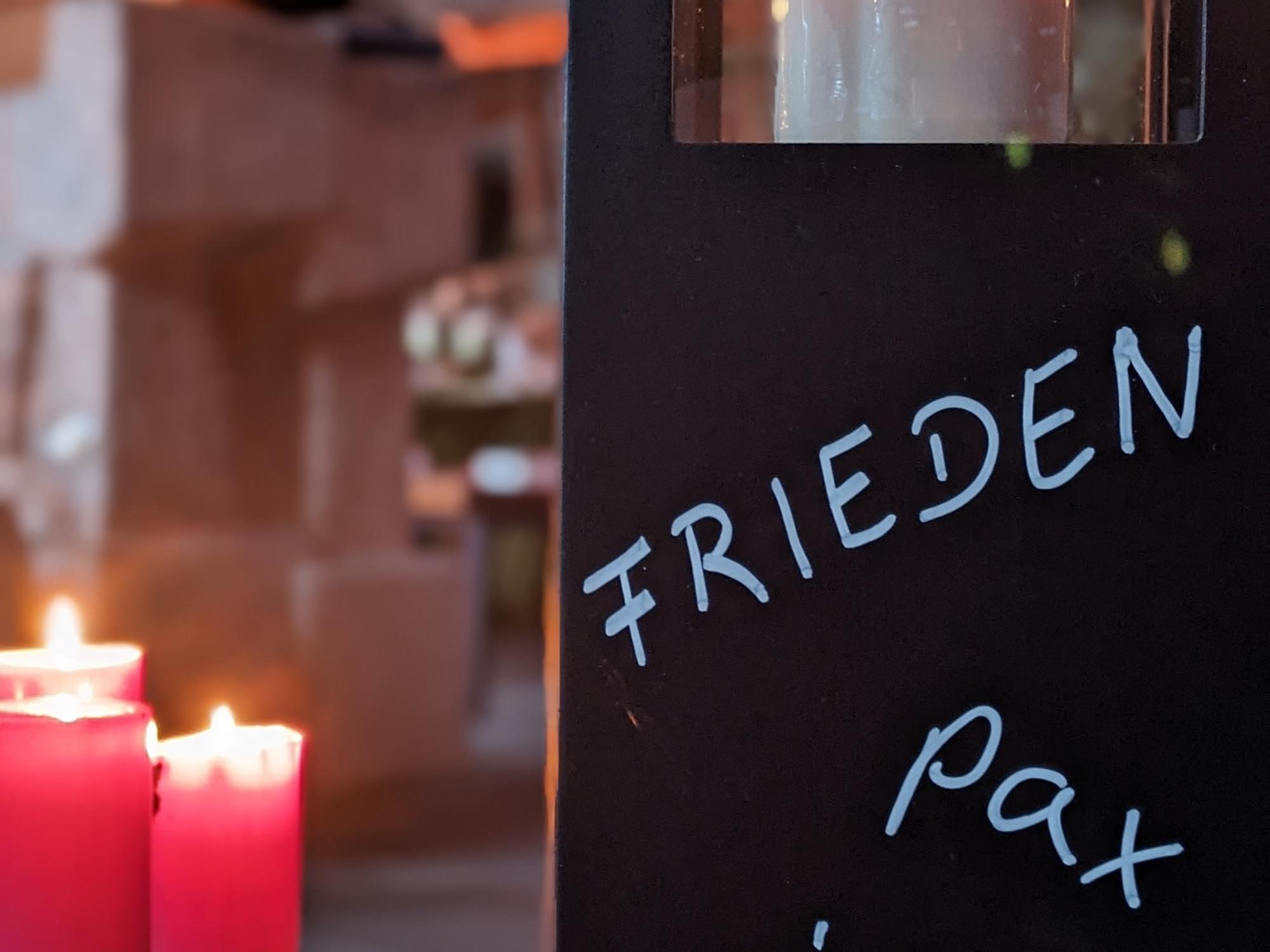 Friedensgebet am Mittag