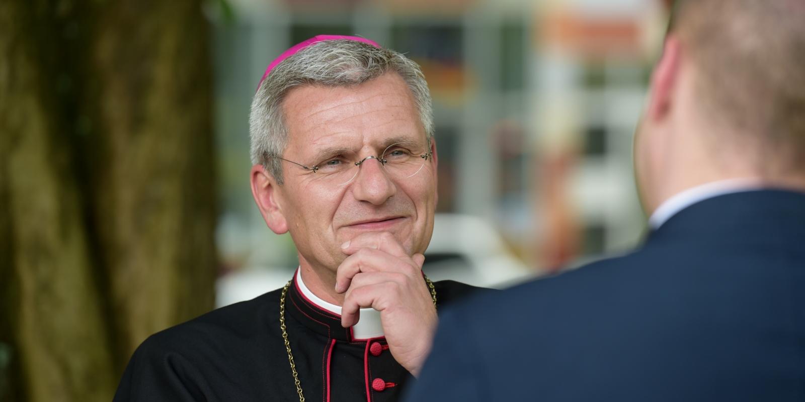 Foto:

Weihbischof in Köln,
Dr. Dominik Schwaderlapp