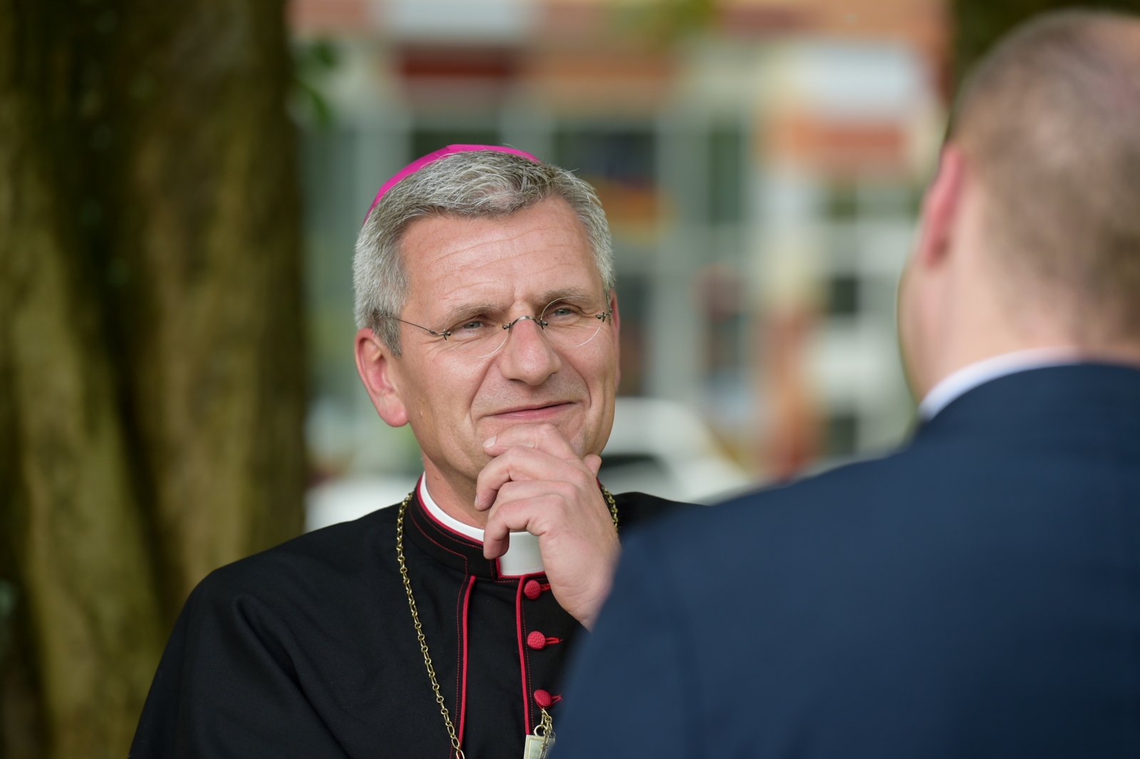 Foto:

Weihbischof in Köln,
Dr. Dominik Schwaderlapp